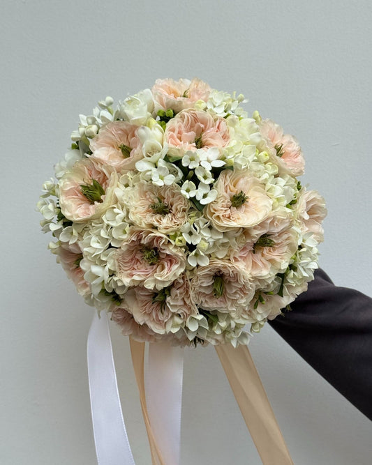 Roses for a Lady - Bukieciarnia Mokotowska 41