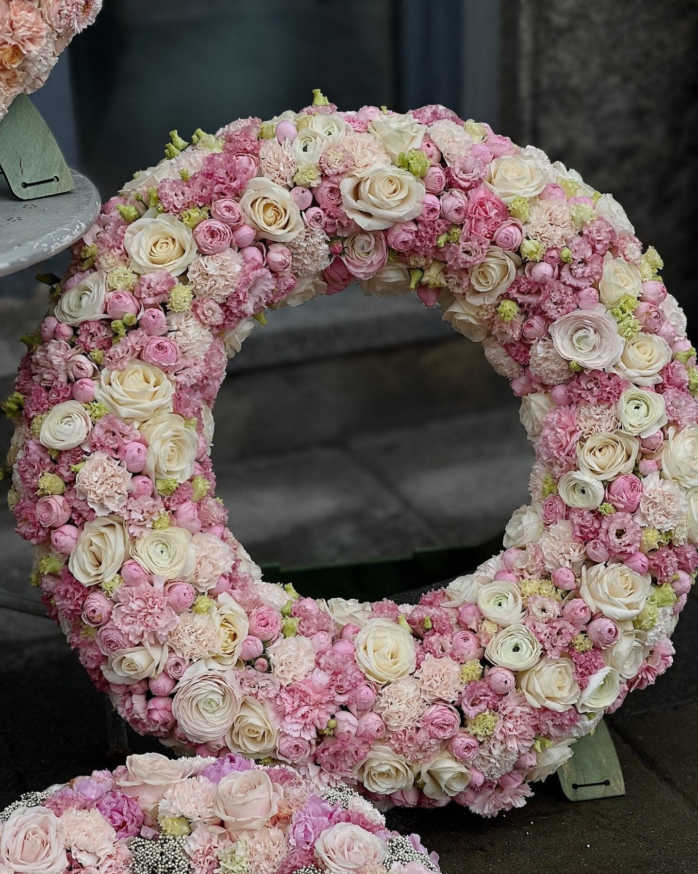 Soft Pearl Stone - Bukieciarnia Mokotowska 41